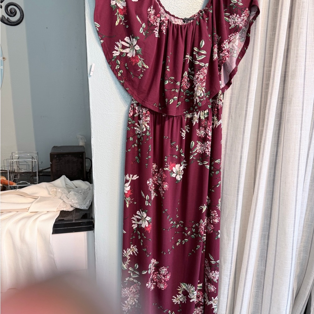 Floral Burgundy Maxi Dress. Free shipping with full price payment.